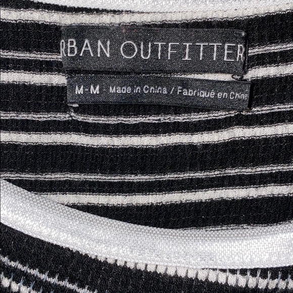 Urban Outfitters Cropped Tank Top - Picture 3 of 3